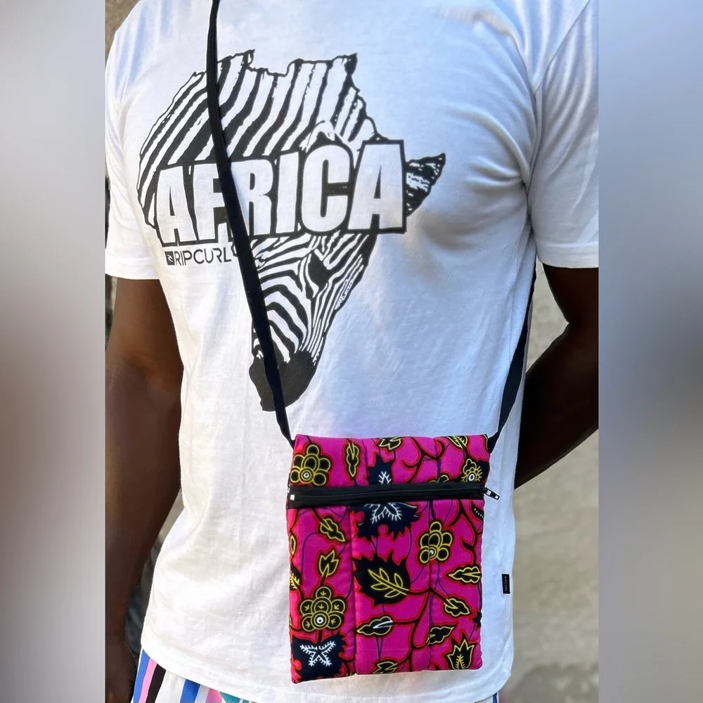 NW 💯 cotton padded Vlisco Fabric Crossbody Sz 7”x 6”
